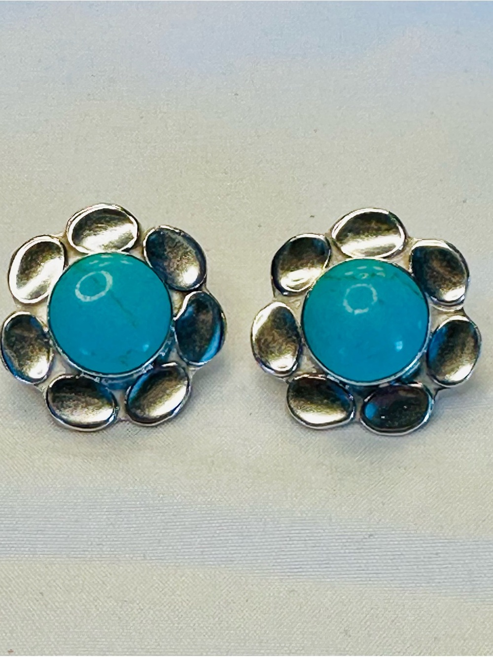 Vintage Navajo Sterling Silver Turquoise Flower Disc Post Earrings